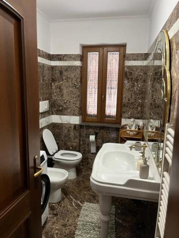 Villa Ines Ardea Bagian luar foto